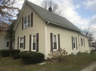 211 S Washington St, Pierceton, IN 46562