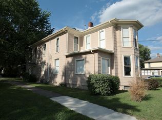 115 W Columbia St, South Whitley, IN