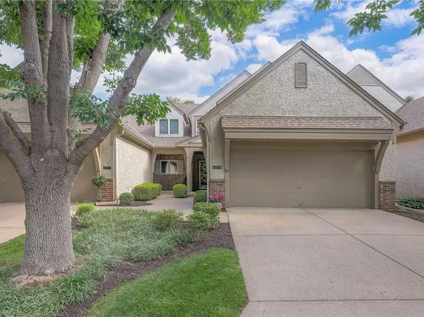 6414 W 143rd Ter, Overland Park, KS 66223