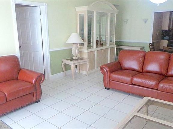 5th image of 8937 NW 120th Ter #32