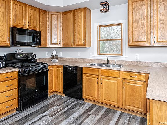 5th image of 269 Milewood Road