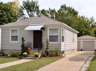 4870 N 18th St, Milwaukee, WI 53209