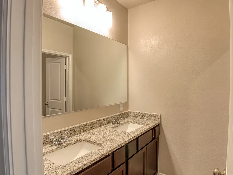 1622 Lummus Dr — Photo 18