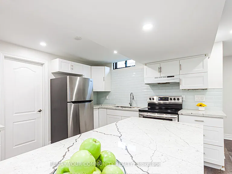 33 Durness Ave #BASEMENT — Photo 10