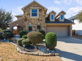 2307 Tawny Owl Rd, Grand Prairie, TX 75052