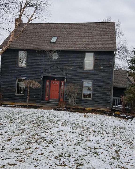 1st image of 200 N Vernon Ave
