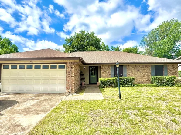 3932 Hemlock St, Fort Worth, TX 76137