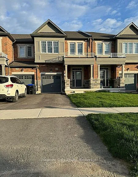 2259 Grainger Loop — Photo 1