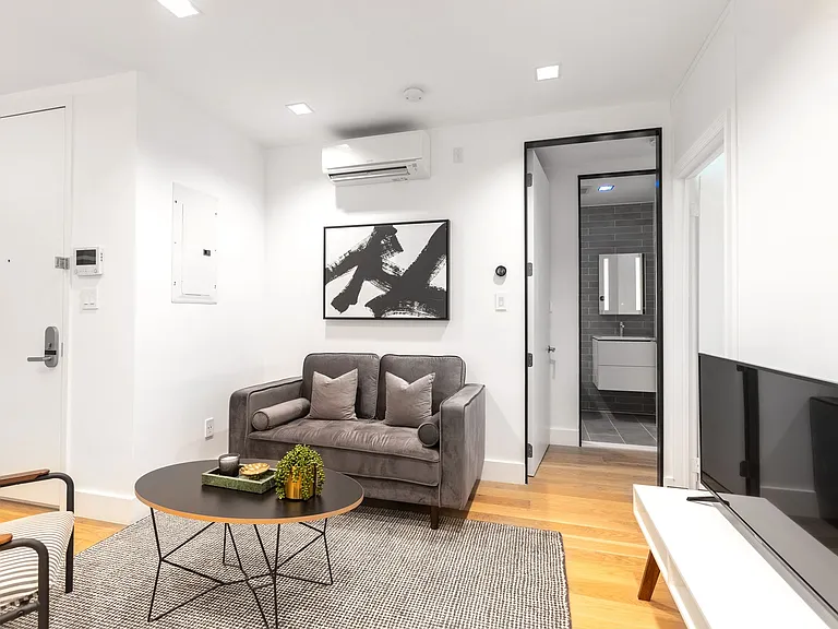 202 Avenue A #6 — Photo 5