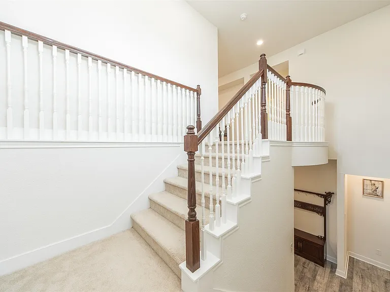 15406 Easton Gate Ln — Photo 16
