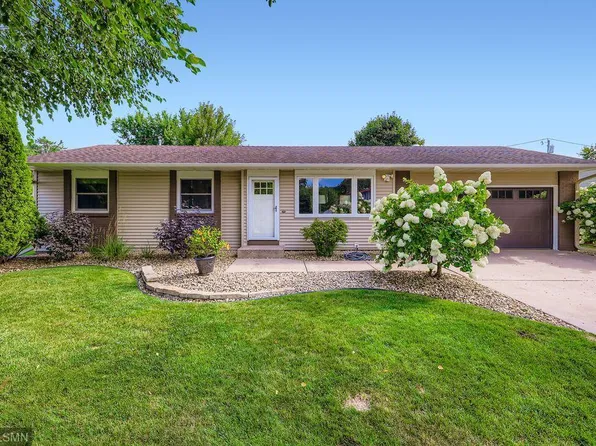 1221 14th St W, Hastings, MN 55033