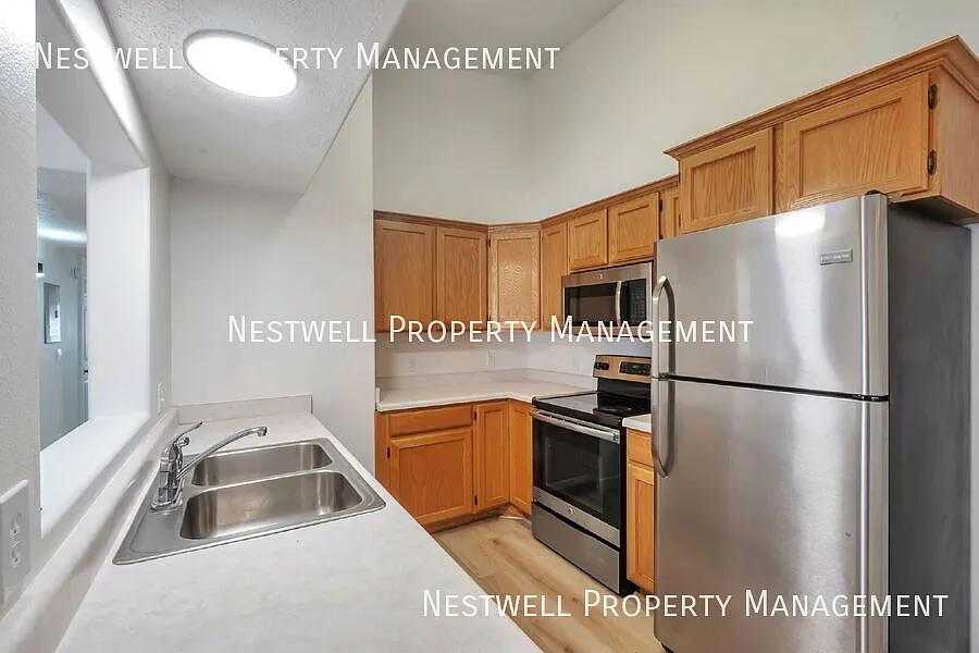 Building Photo - 1329 W 1520 N