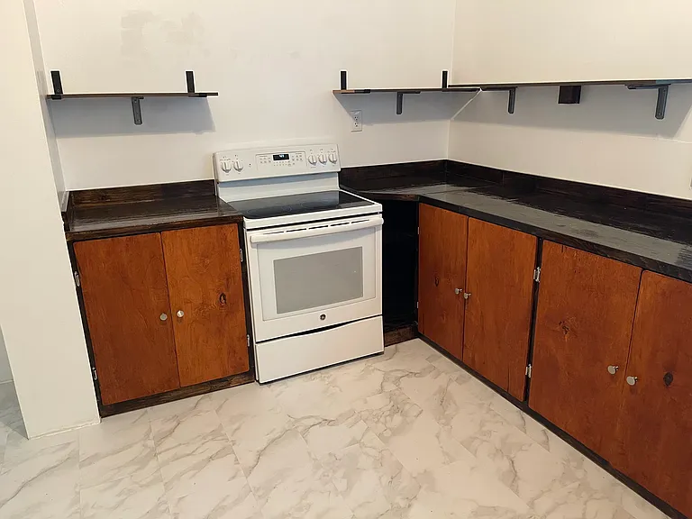 147 Emerson St #147 — Photo 21