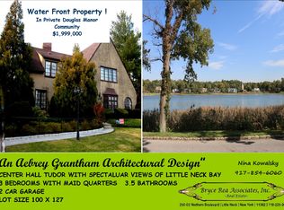 1115 Douglas Rd, Flushing, NY 11363