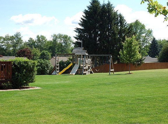2nd image of 44 Anncox Ln