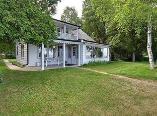 5680 Cedar Beach Ln, Belgium, WI 53004