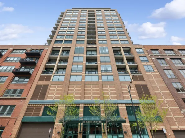 400 W Ontario St APT 513, Chicago, IL 60654