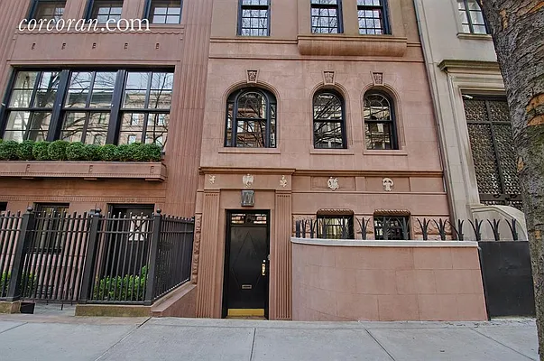Sold by Corcoran | media 12