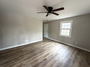 6 Heritage Cir, Columbia, SC 29203