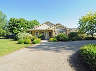 9276 Ruth Marie Dr, Middleton, ID 83644