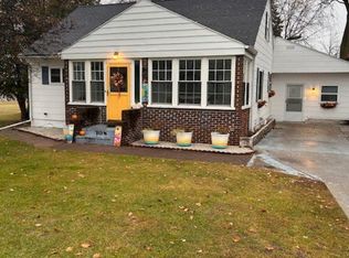 108 Davis St, Saint Louis, MI 48880