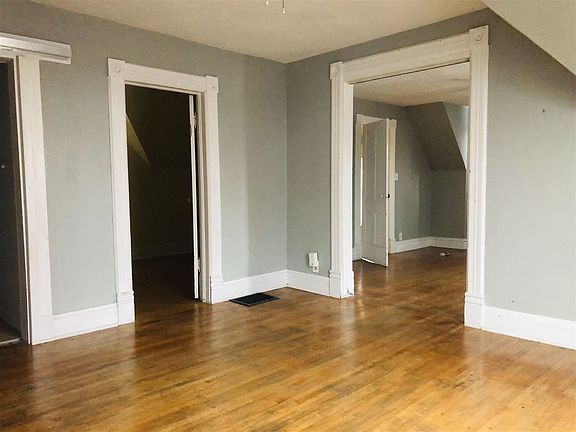 5th image of 333 S Prospect St