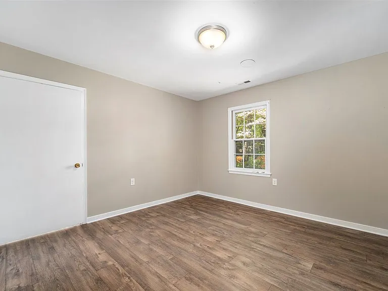 9201 Rattlesnake Rd — Photo 20