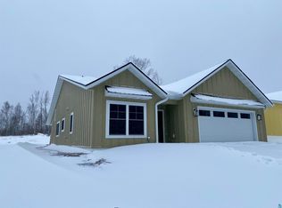 2206 Cottage Hill Cir, Duluth, MN 55811