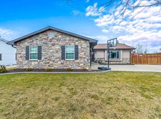 3750 E Elm Rd, Oak Creek, WI 53154