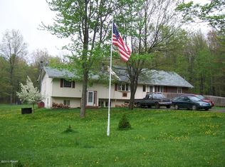 38 Poplar Rd, Pleasant Mount, PA 18453