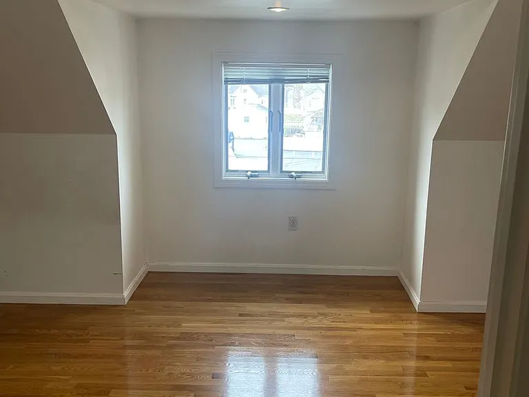 5 Myrtle St — Photo 16