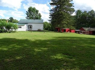 47 Memorial St, Baldwinville, MA 01436