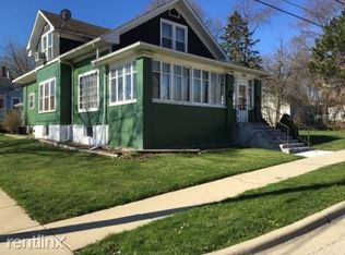 603 Mill St, Elgin, IL 60123