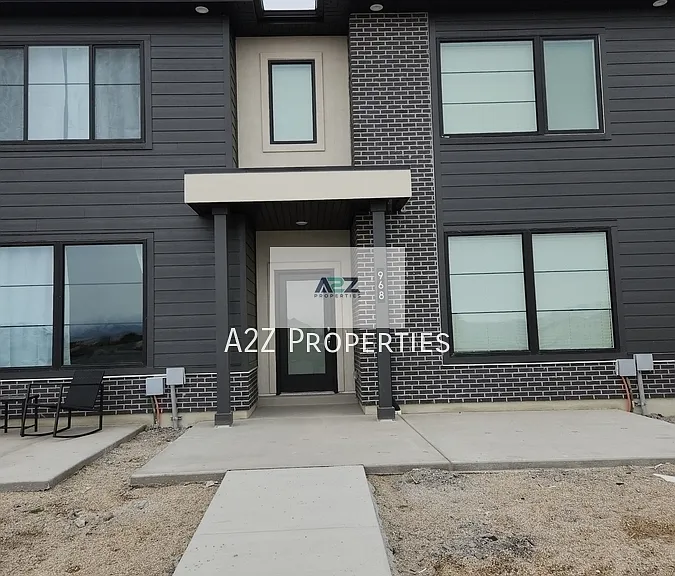 924 S 850 W — Photo 2