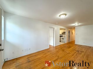 25-42 14th St FLOOR 1, Astoria, NY 11102