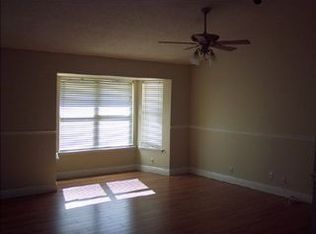 121 Natchez Ct, Saint Marys, GA 31558