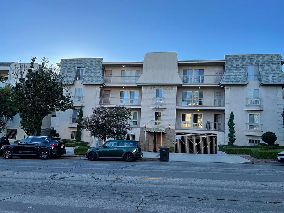617 E Angeleno Ave #301