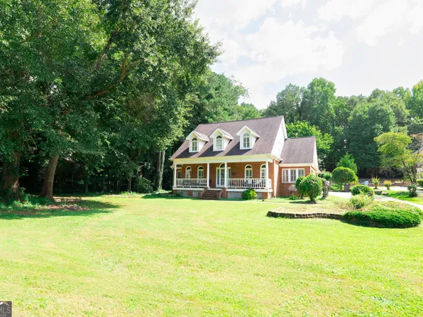 2075 Whispering Pines Ln, McDonough, GA 30253
