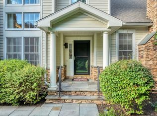 638 Danbury Rd UNIT 32, Ridgefield, CT 06877