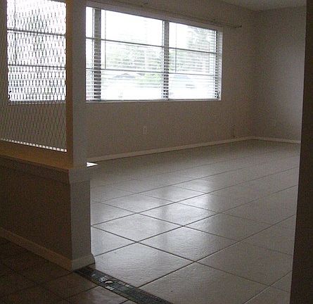 3rd image of 2118 Academy Dr