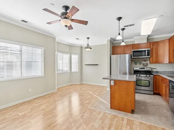 225 Valley Oak Drive, 225 Valley Oak Dr #225, Napa, CA 94558