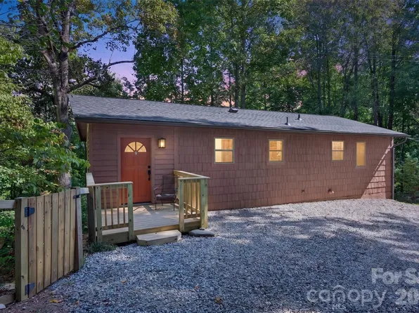 9 Good Neighbor Rdg, Weaverville, NC 28787