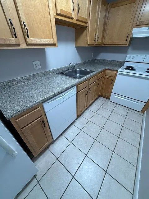 1 bed, 750 sqft, $1,650 — Photo 2