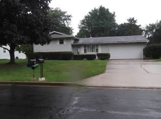 91 Greenway Dr, Goshen, IN 46526