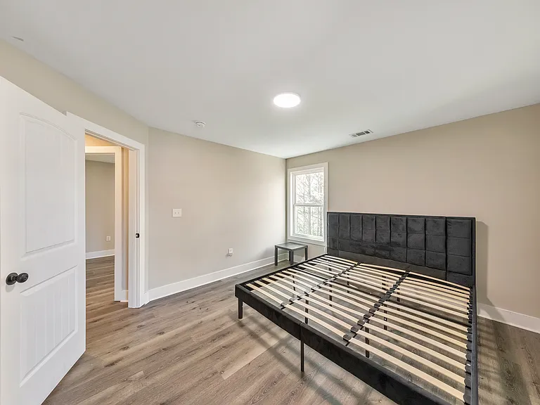 336 Nobleman Way — Photo 44