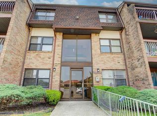 1527 Raspberry Ct, Edison, NJ 08817