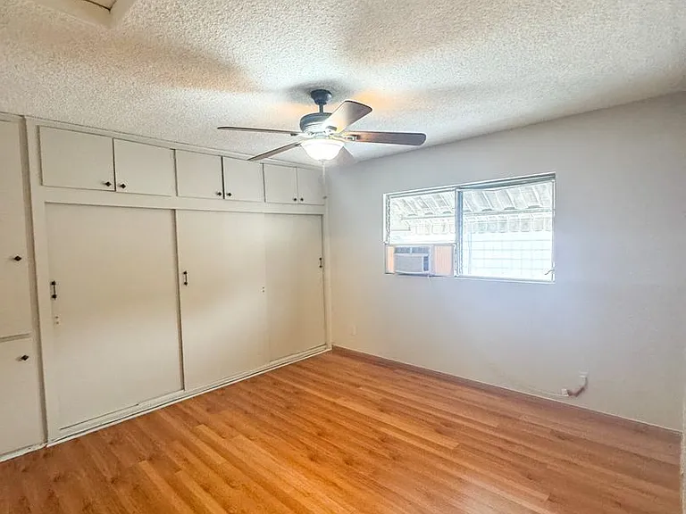 1338 N Detroit St — Photo 2