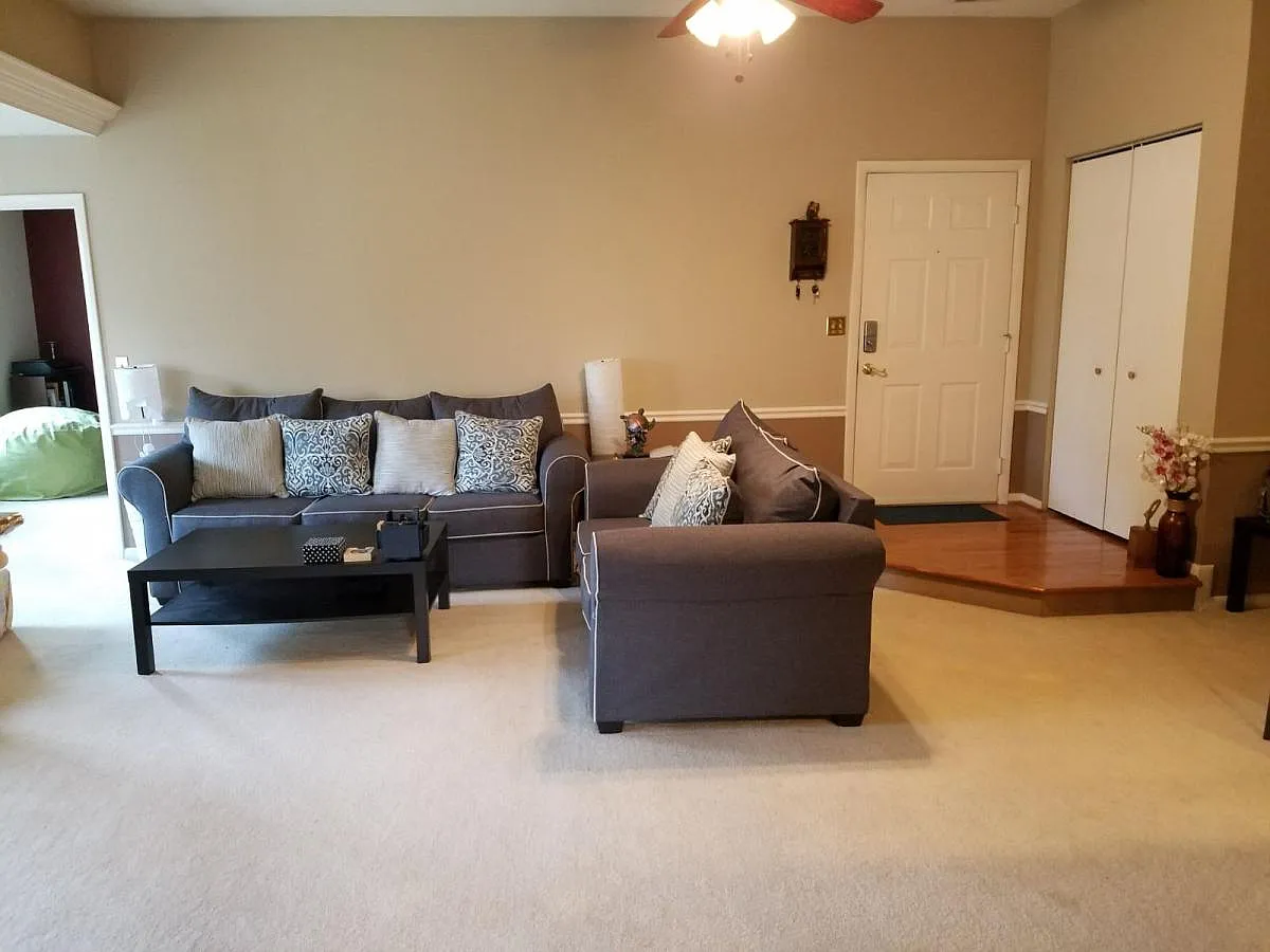 30 Greystone Court — Photo 2