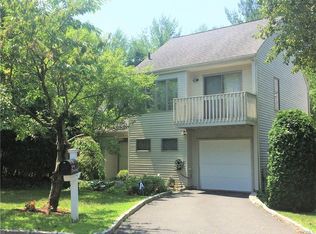 23 Evon Ct, Scarsdale, NY 10583