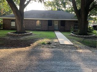 1500 Shadowdale St, Bridge City, TX 77611